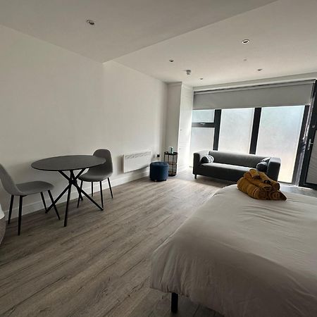 Modern Studio Flat Near Highbury & Islington Station Λονδίνο Εξωτερικό φωτογραφία
